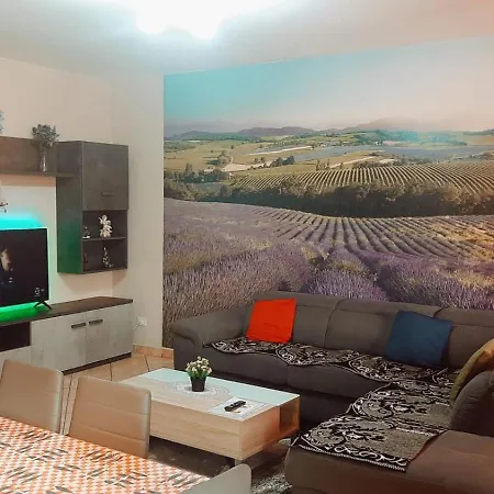 Apartment Casa Maria 2 *